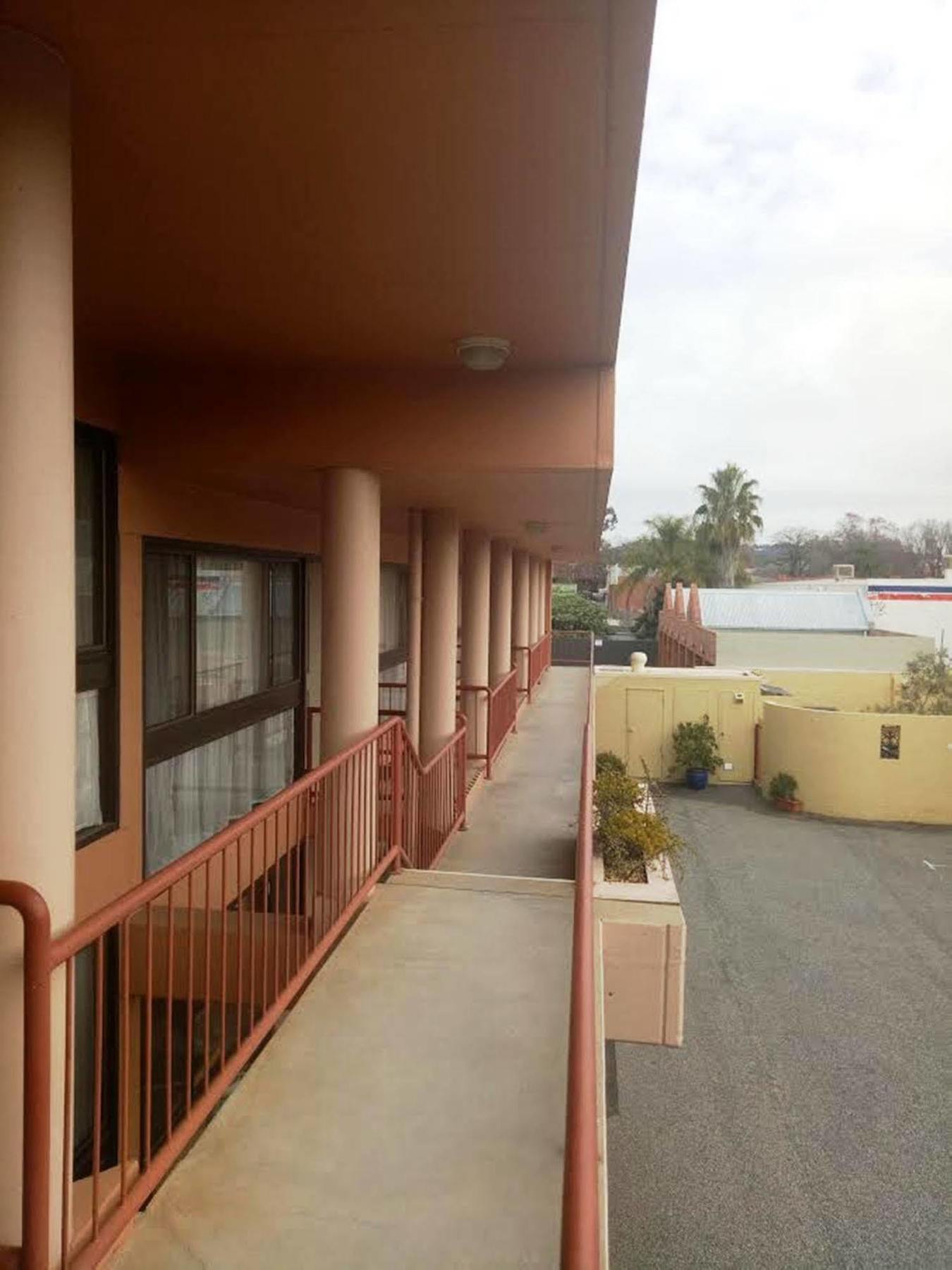 Winsor Park Motor Inn Albury Eksteriør billede